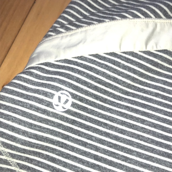 LULULEMON vest - size 4 - Picture 5 of 6